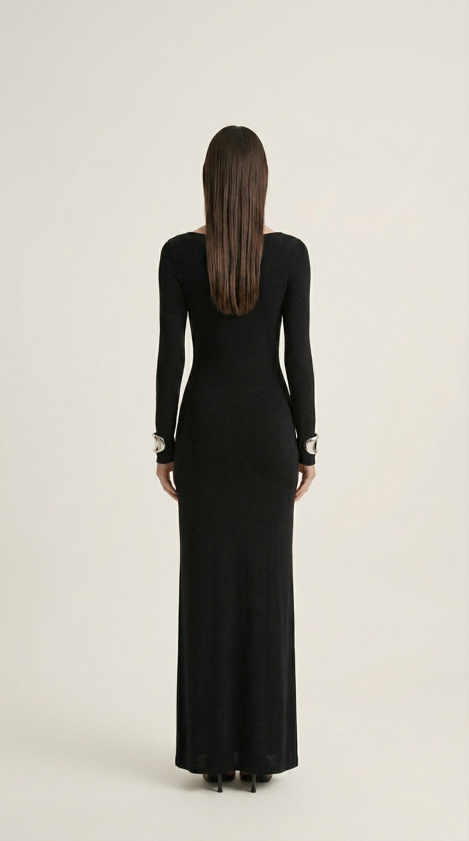 OBSIDIAN SILHOUETTE GOWN