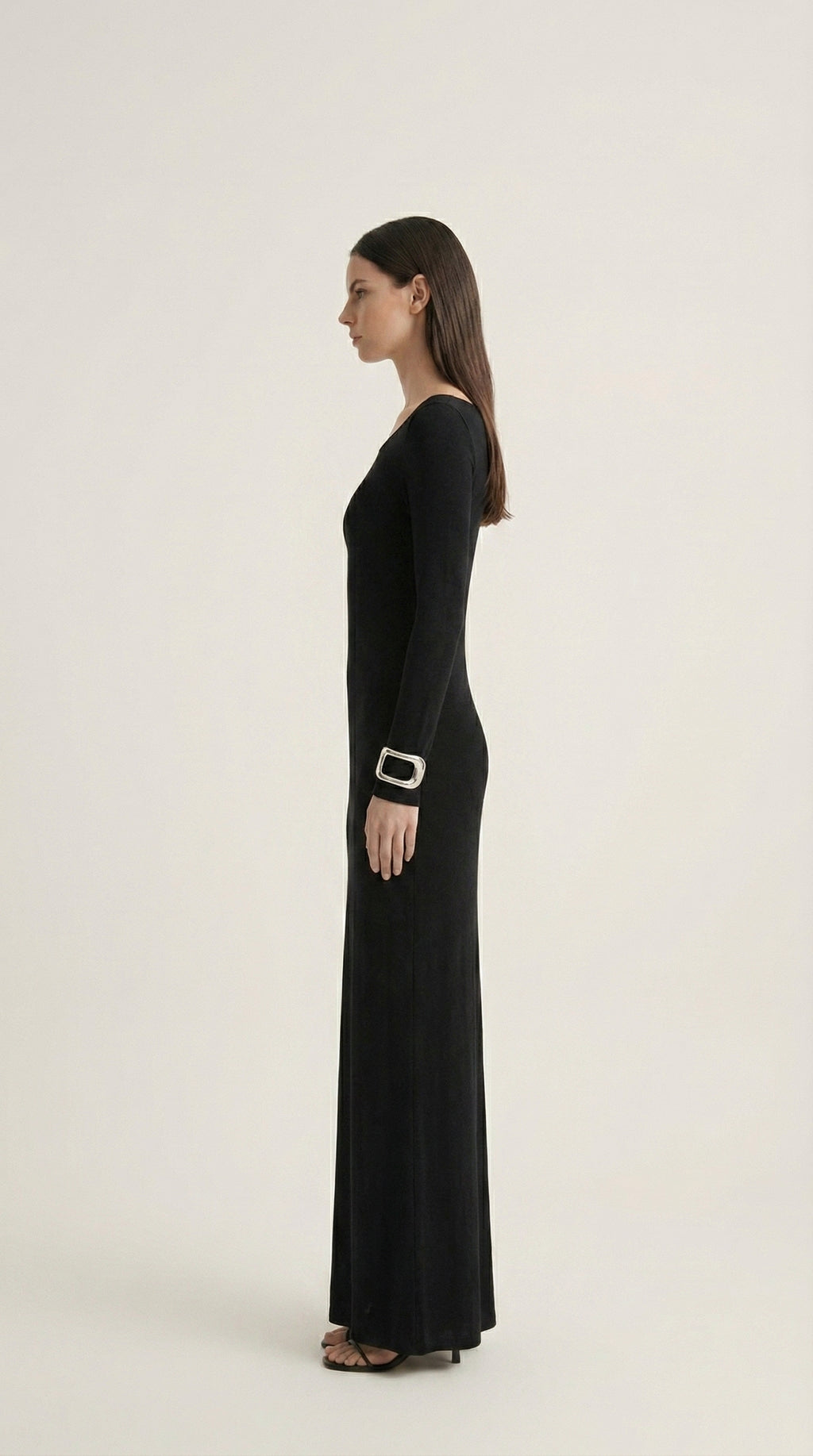 OBSIDIAN SILHOUETTE GOWN